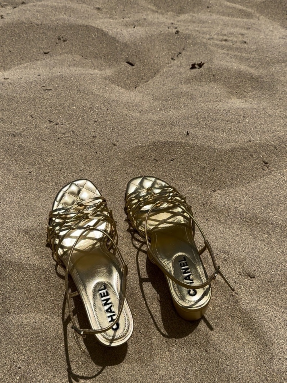 CHANEL gold sandals - Picture 3 of 9